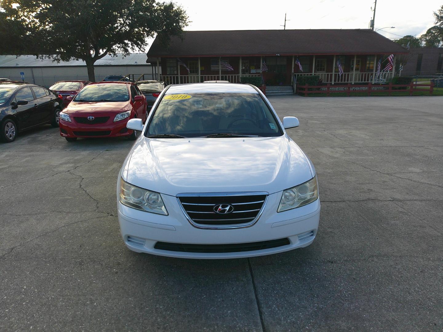 2010 WHITE HYUNDAI SONATA GLS (5NPET4AC9AH) , located at 1200 Cassat Avenue, Jacksonville, FL, 32205, (904) 695-1885, 30.302404, -81.731033 - Photo#0